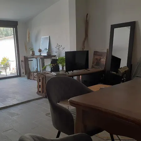 Tatil Evi Loft Avec Clim, Parking Et Jardin Proche De La Sauvian