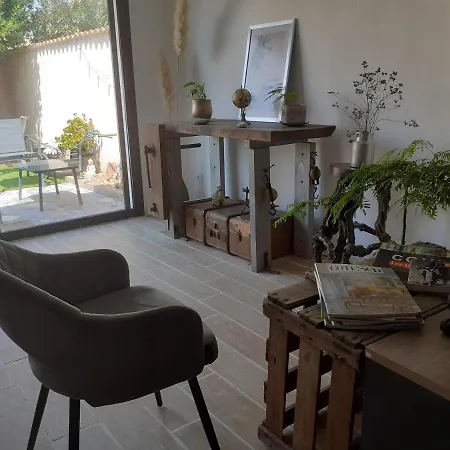 Loft Avec Clim, Parking Et Jardin Proche De La Mer Holiday home Sauvian