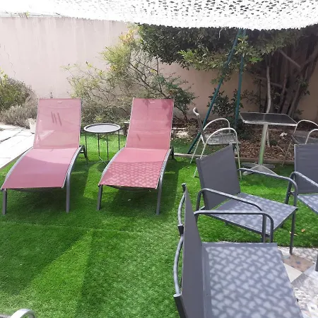 Loft Avec Clim, Parking Et Jardin Proche De La Mer Holiday home *