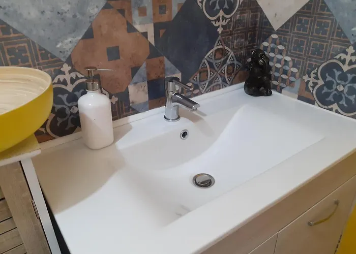 Loft Avec Clim, Parking Et Jardin Proche De La Prázdninový dům