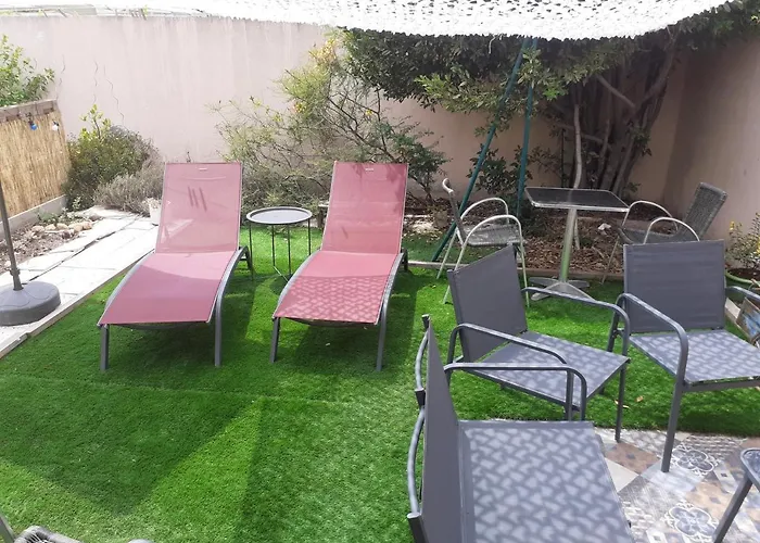 Loft Avec Clim, Parking Et Jardin Proche De La Prázdninový dům *